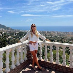 Meet your Posher, Carolina